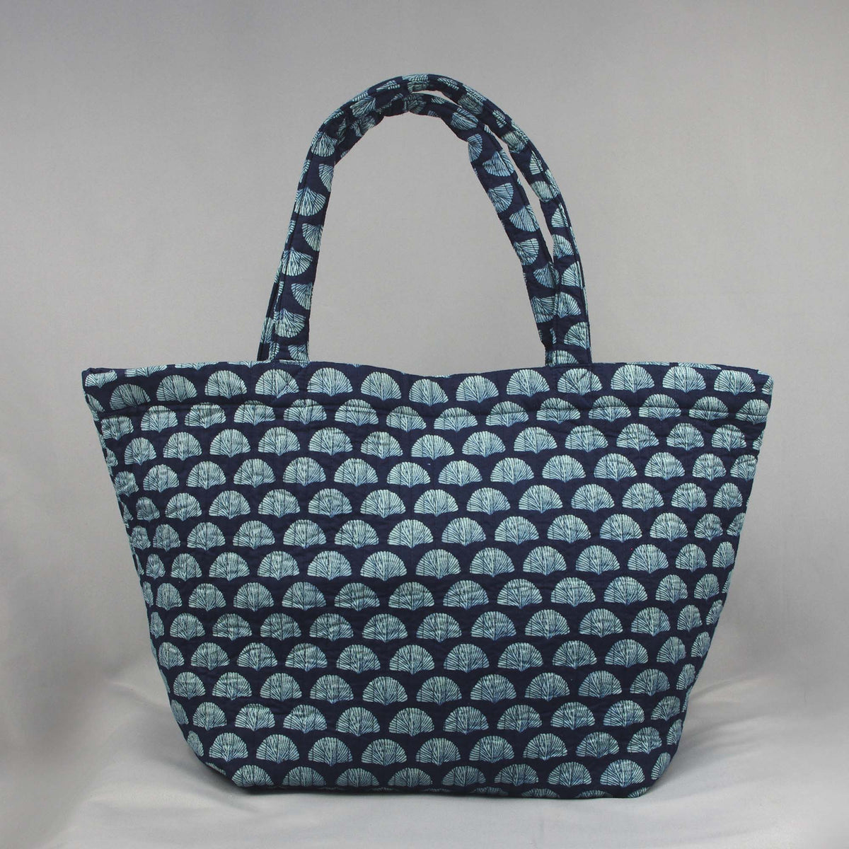 Cotton Quilted Large Shopping / Beach Bag - Shell Print Indigo