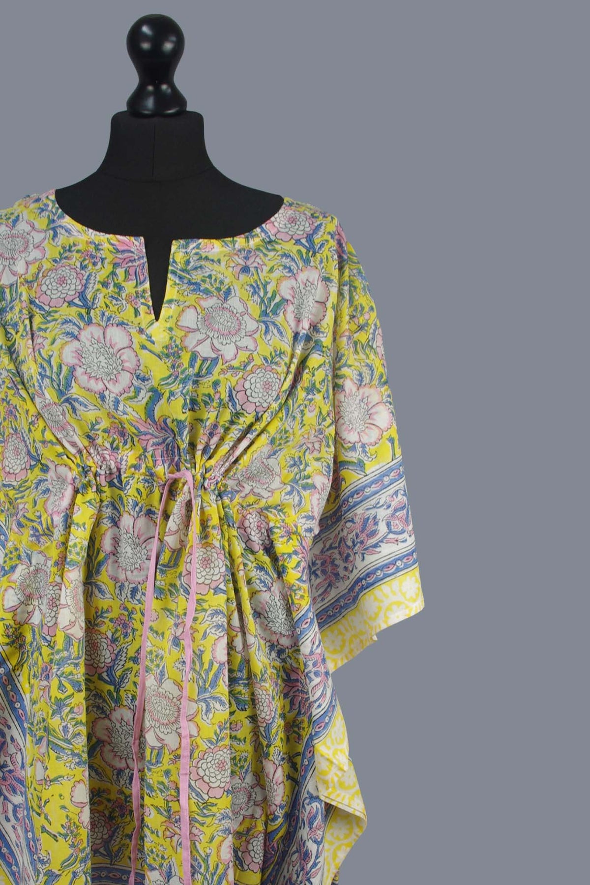 Kurze Kaftans aus Baumwolle - Rosa Paisley