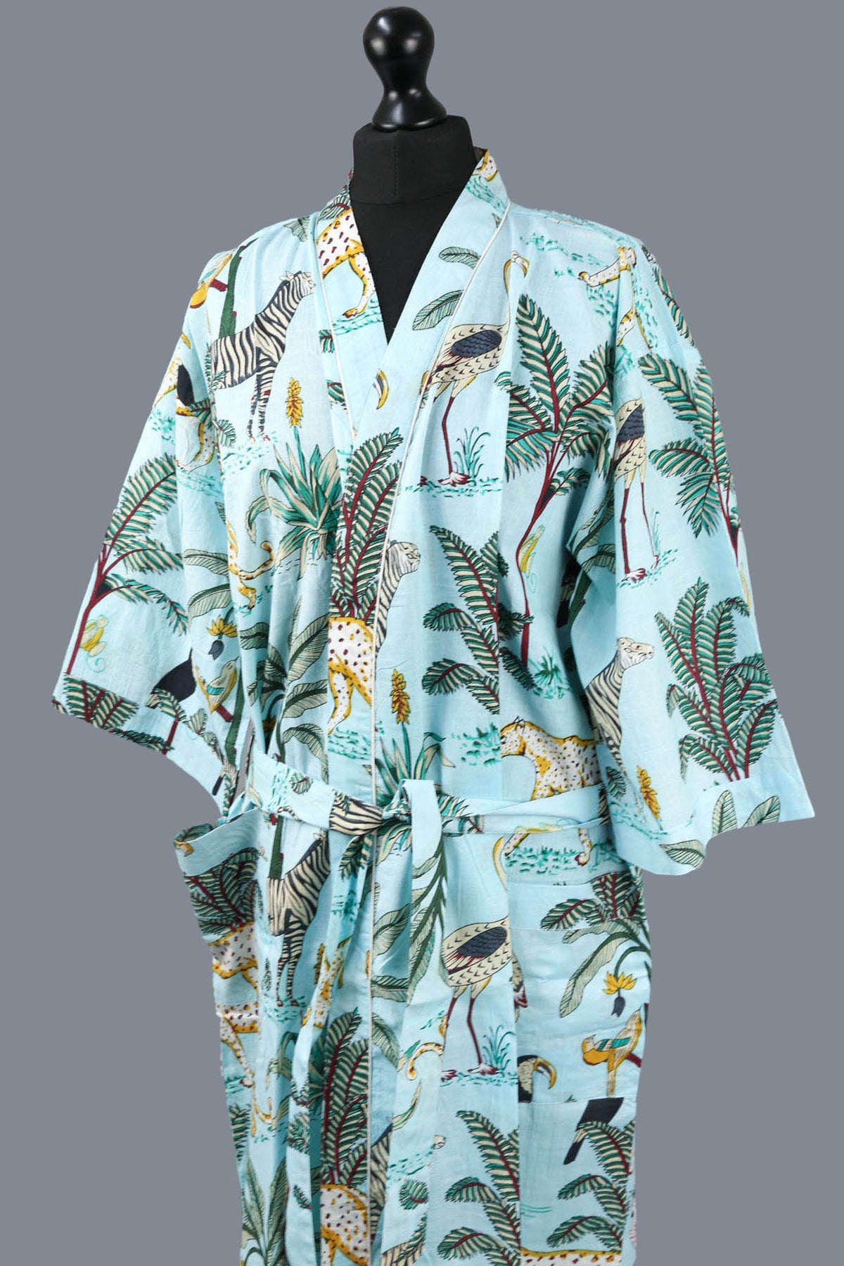 Kimono-Morgenmantel aus Safari-Tier auf Aqua-Baumwolle