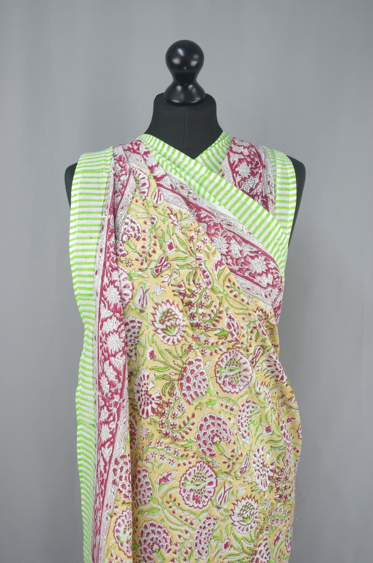 Beach Coverup Sarong Pareo - Red Flowers On Yellow