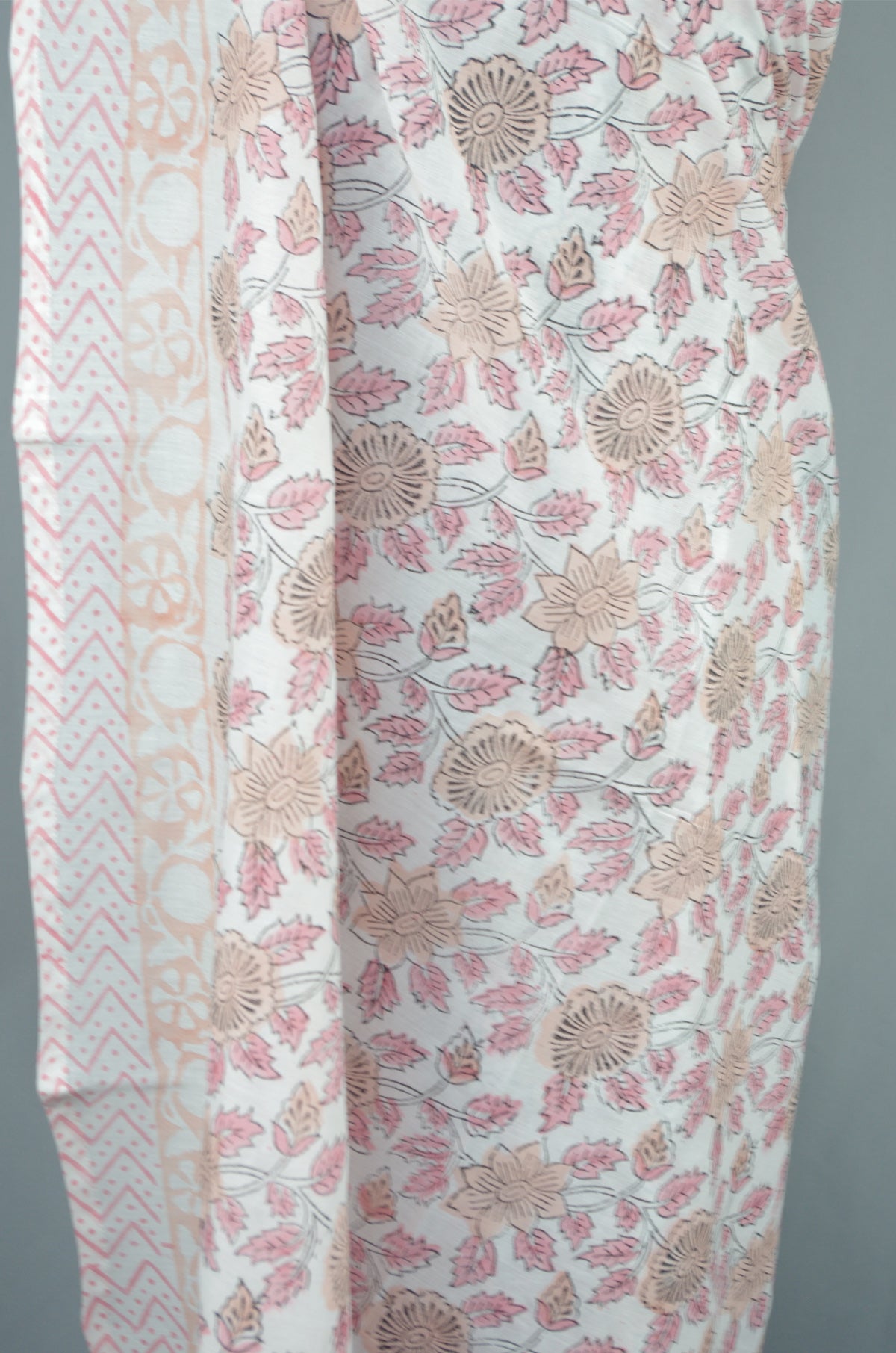 Beach Coverup Sarong Pareo - Coral Floral