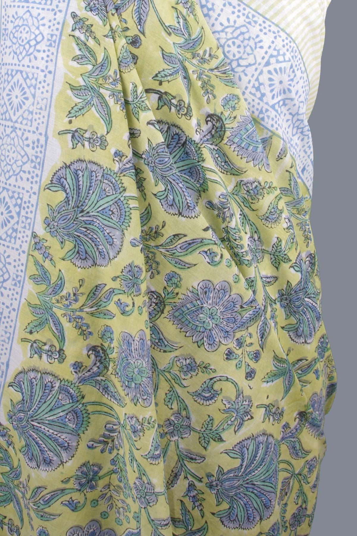 Beach  Coverup Sarong Pareo - Lime Sky Floral