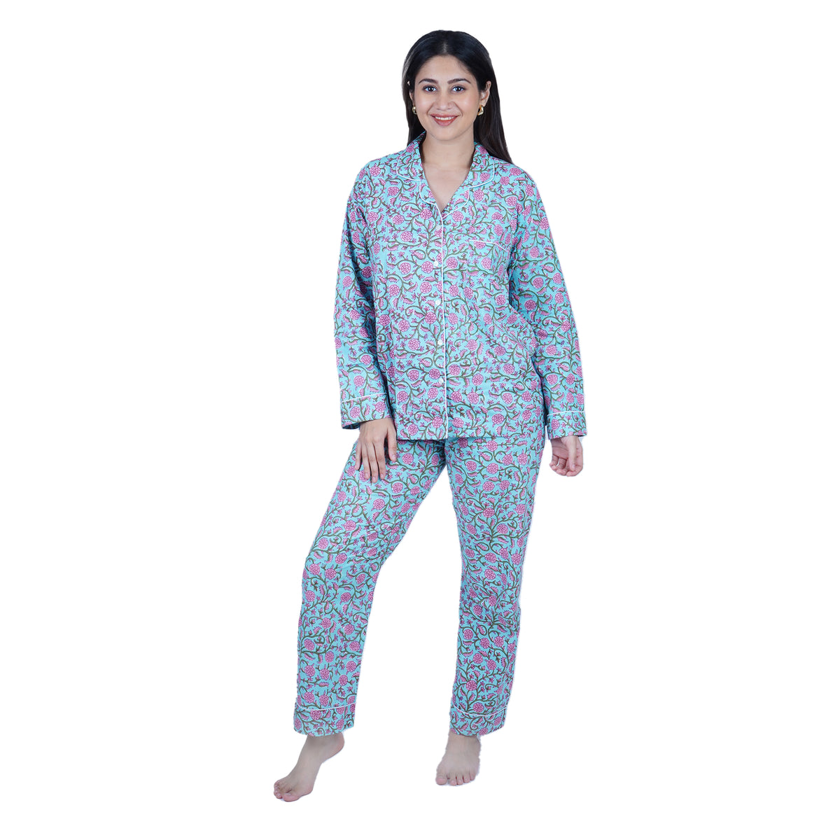 Langes bläulich-graues Pyjama-Set mit rosafarbenem Blumen-Blockdruck-Design
