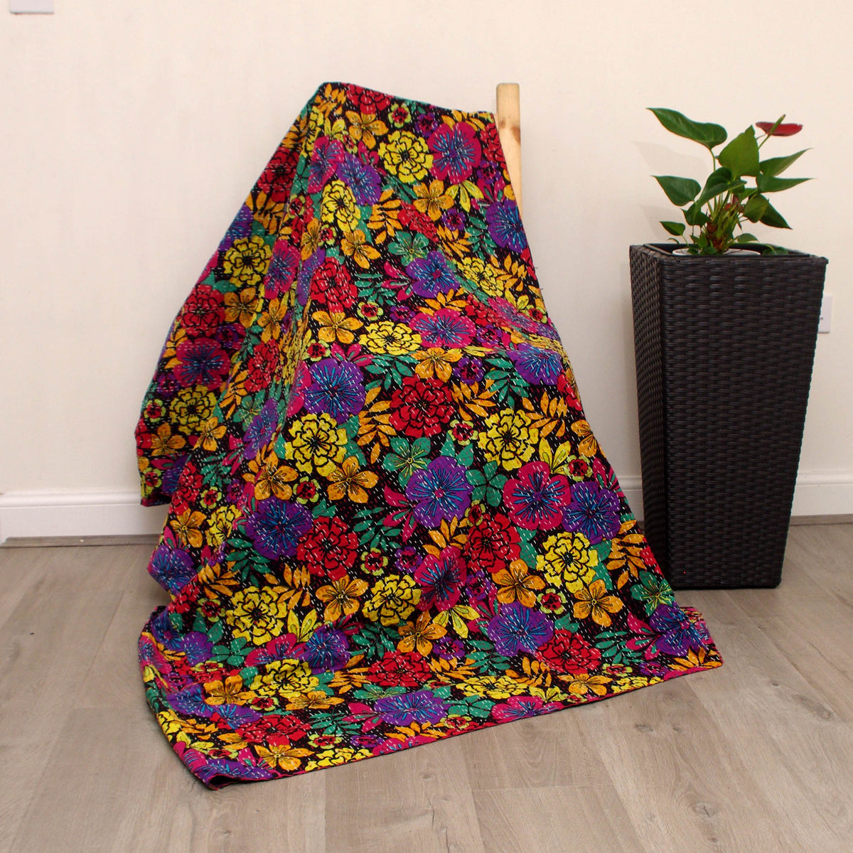 Black Multicolored Floral Reversible Cotton Queen Indian Boho Kantha Quilt Bedspread