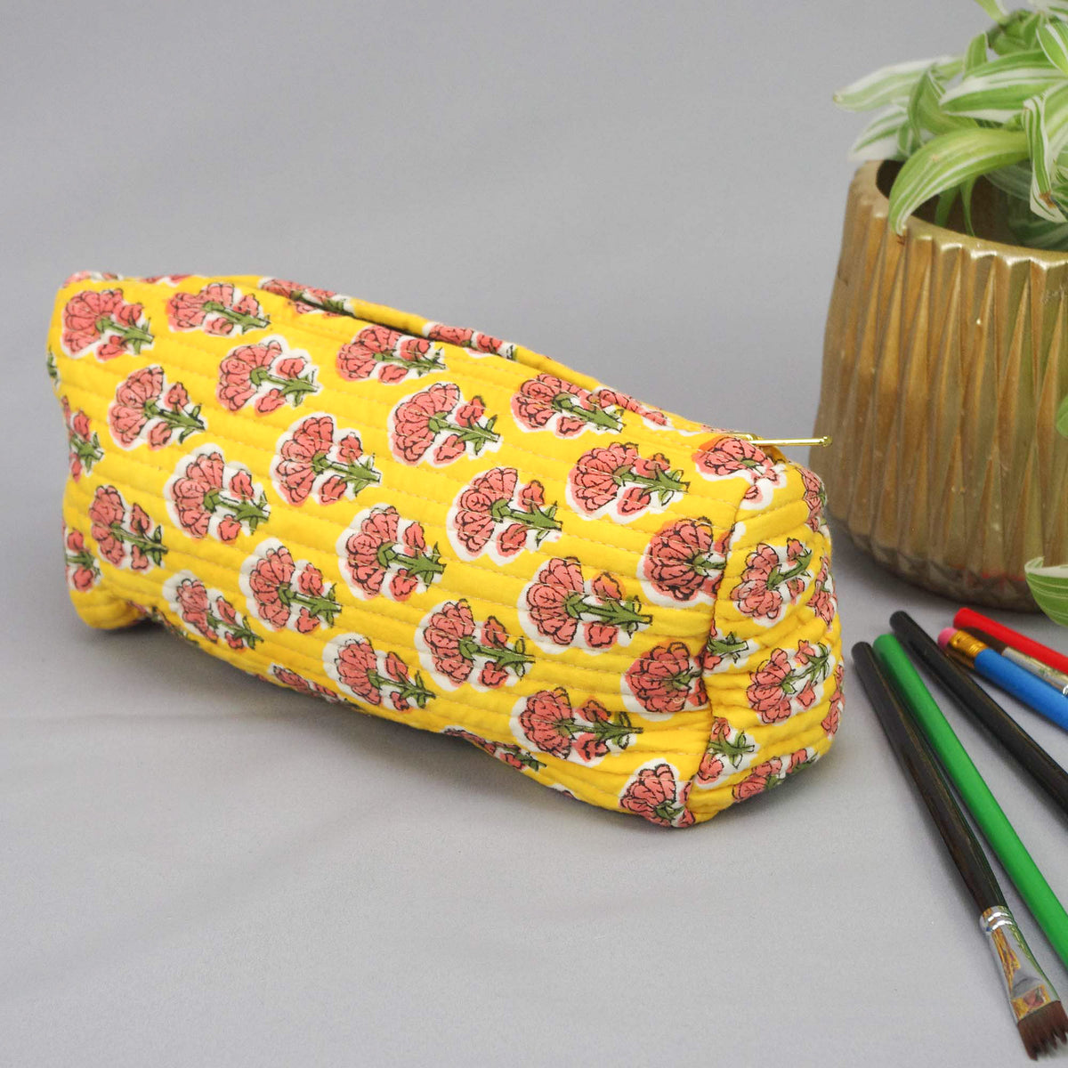 Make-up-Etui oder Federmäppchen mit Blockdruck - Gelbes Blumenmuster