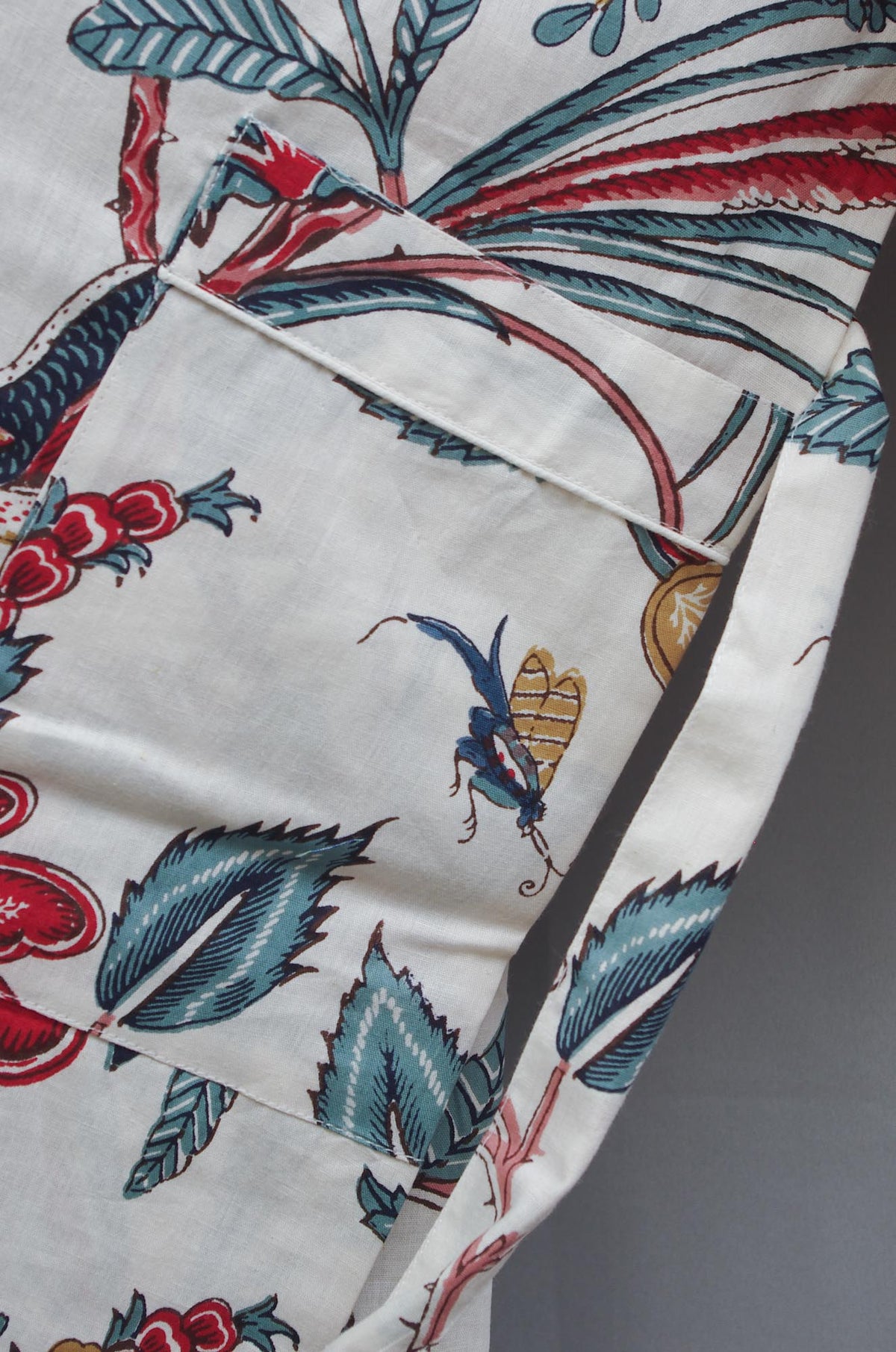 Tropical Birds And Fruits On White Base Cotton Kimono Dressing Gown