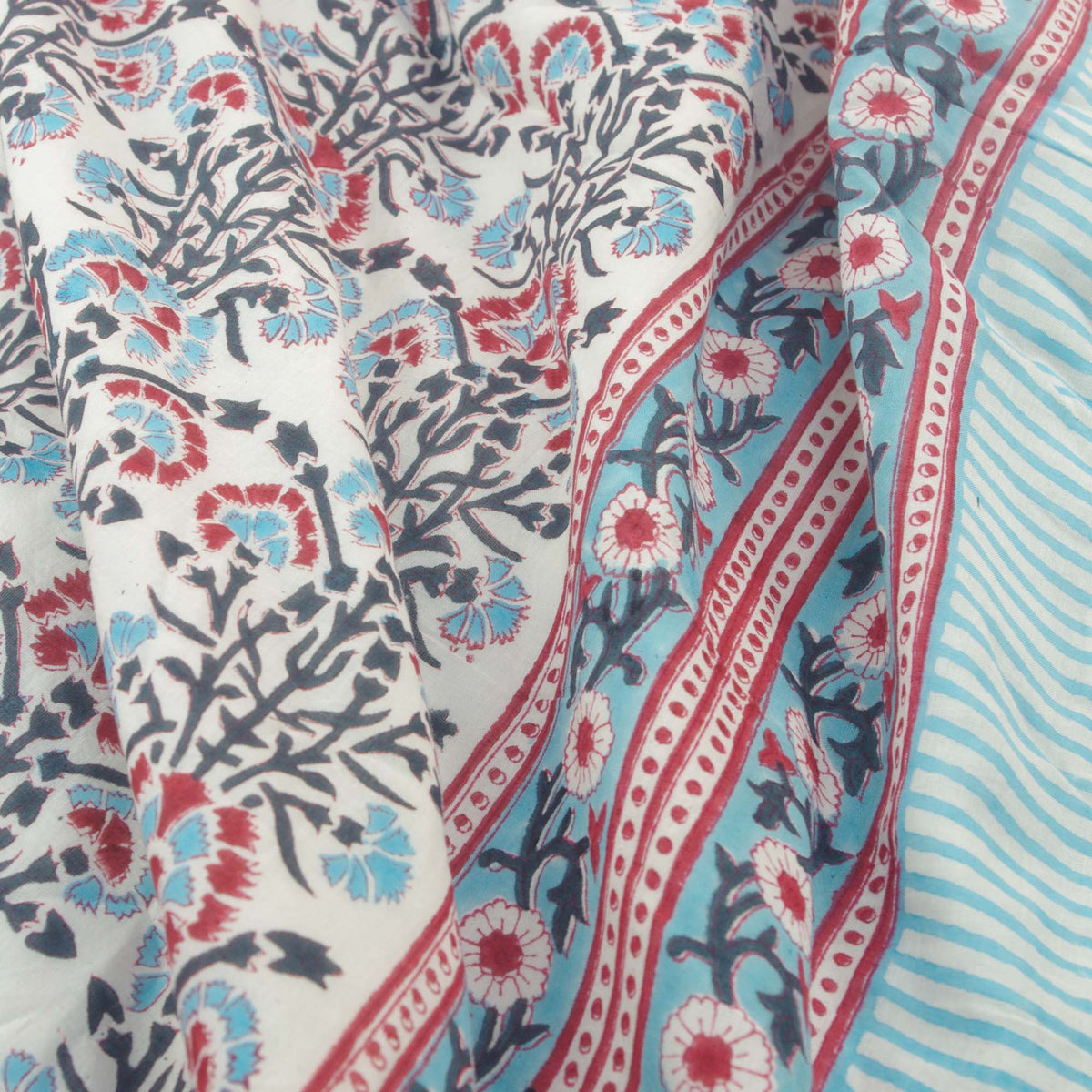 White Floral Jaal & Plant  Print Reversible Queen Dohar Quilt Comforter DQ17