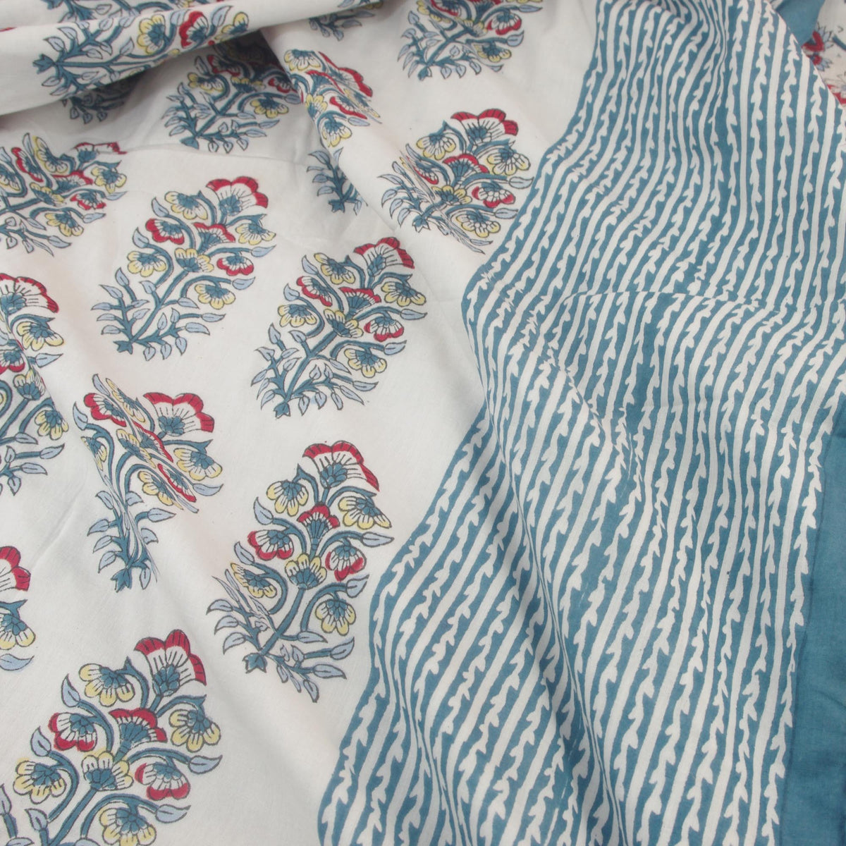 White Blue Moghul Multicolour Reversible Queen Dohar Quilt Comforter DQ18