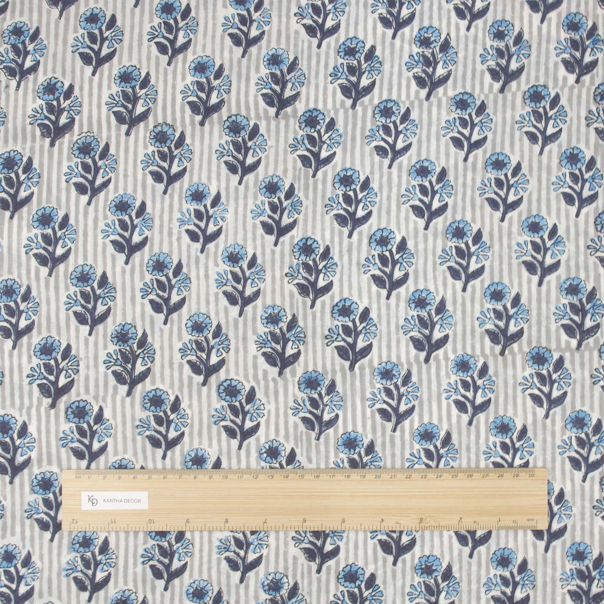 Indischer Handblockdruck Dunkelblaues Blumenmuster 100 % Baumwolle Damenkleid Stoffdesign 16