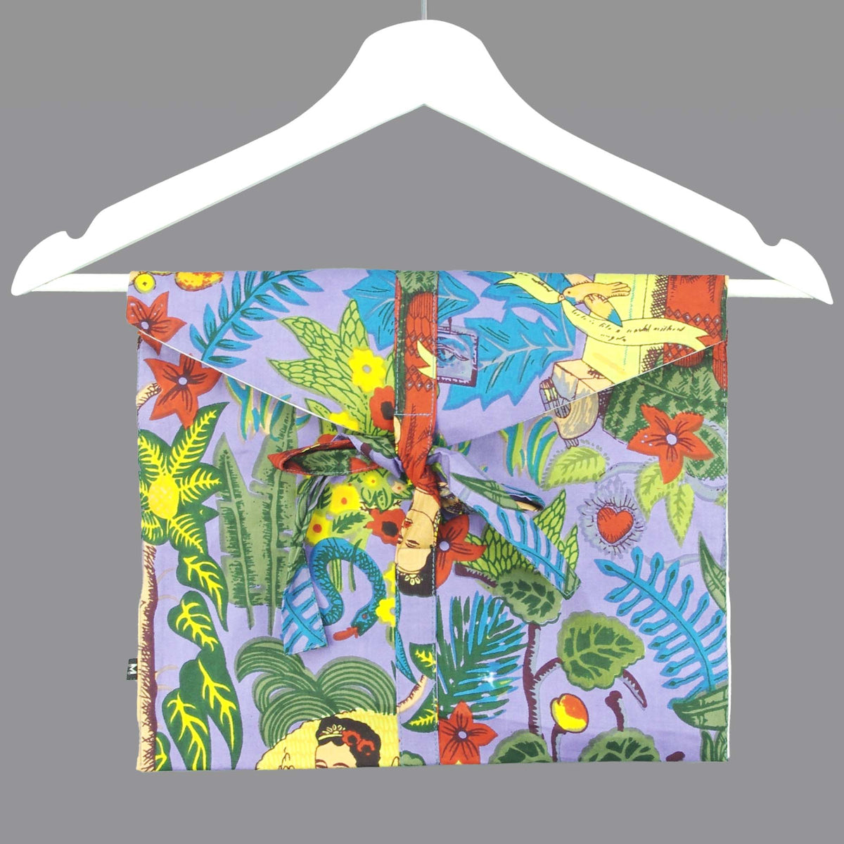 Langes bläulich-graues Pyjama-Set mit rosafarbenem Blumen-Blockdruck-Design