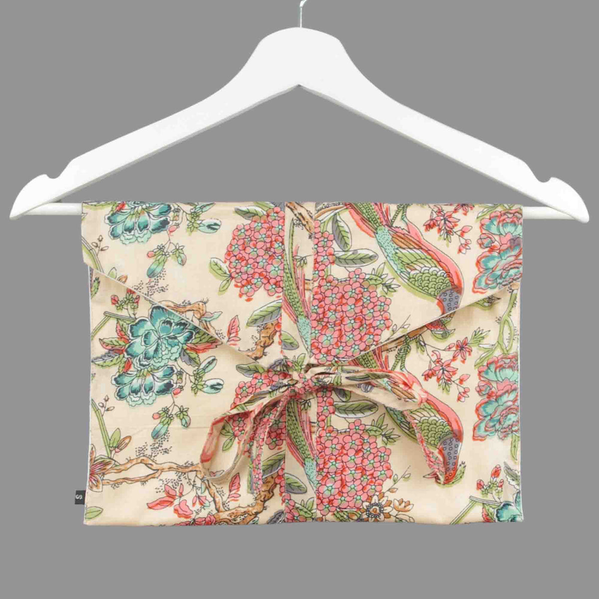 Langes bläulich-graues Pyjama-Set mit rosafarbenem Blumen-Blockdruck-Design