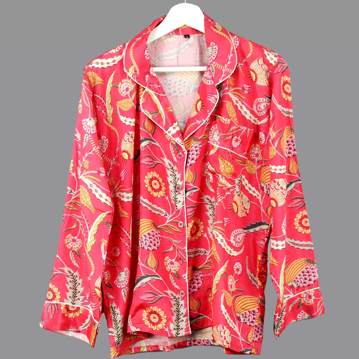 Langes bläulich-graues Pyjama-Set mit rosafarbenem Blumen-Blockdruck-Design