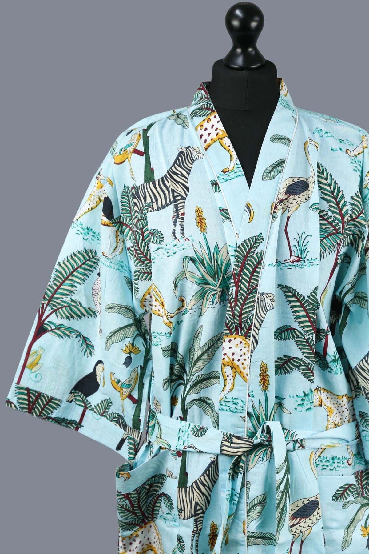 Kimono-Morgenmantel aus Safari-Tier auf Aqua-Baumwolle