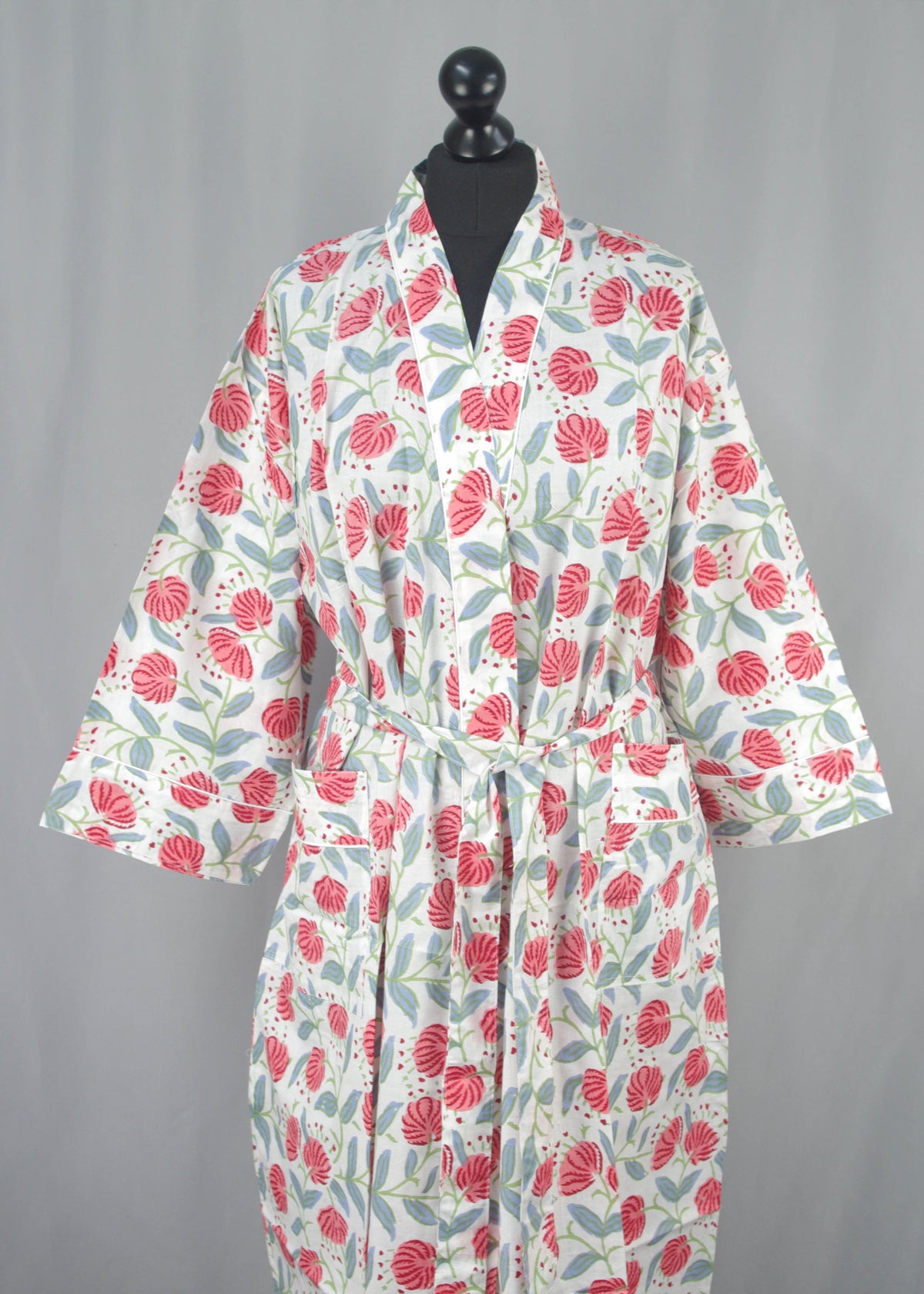 Red Dandelion On White Base Cotton Kimono Dressing Gown