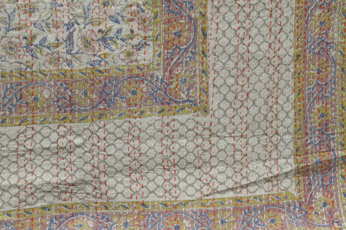 Tropische Vögel Muster Kastanienbraun Rot Wendbare Baumwolle Queen Indian Boho Kantha Quilt Tagesdecke