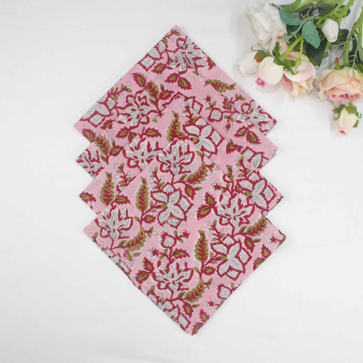 Pink & Red Iris Cotton Dinner Napkins 18'' - Set of 4