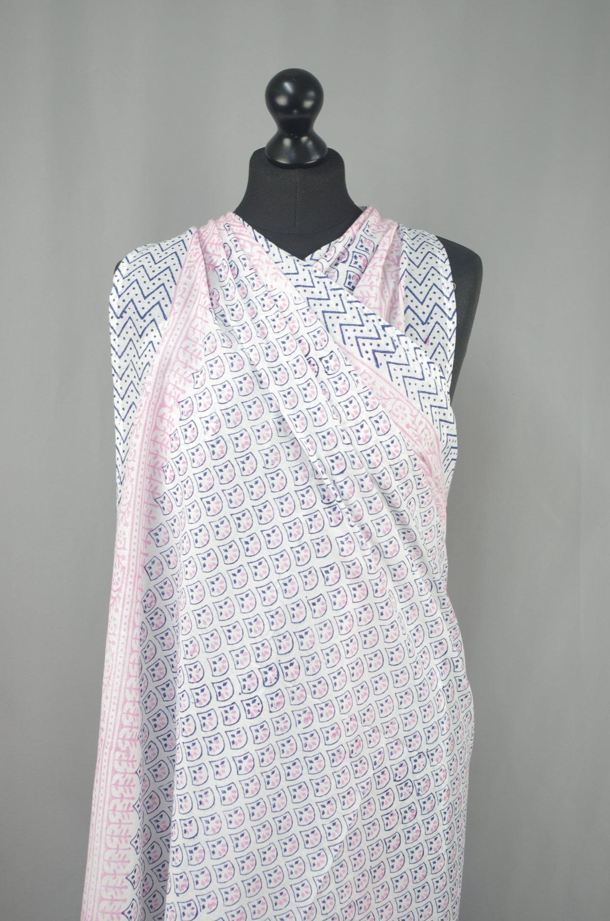 Beach Coverup Sarong Pareo - Fish scale
