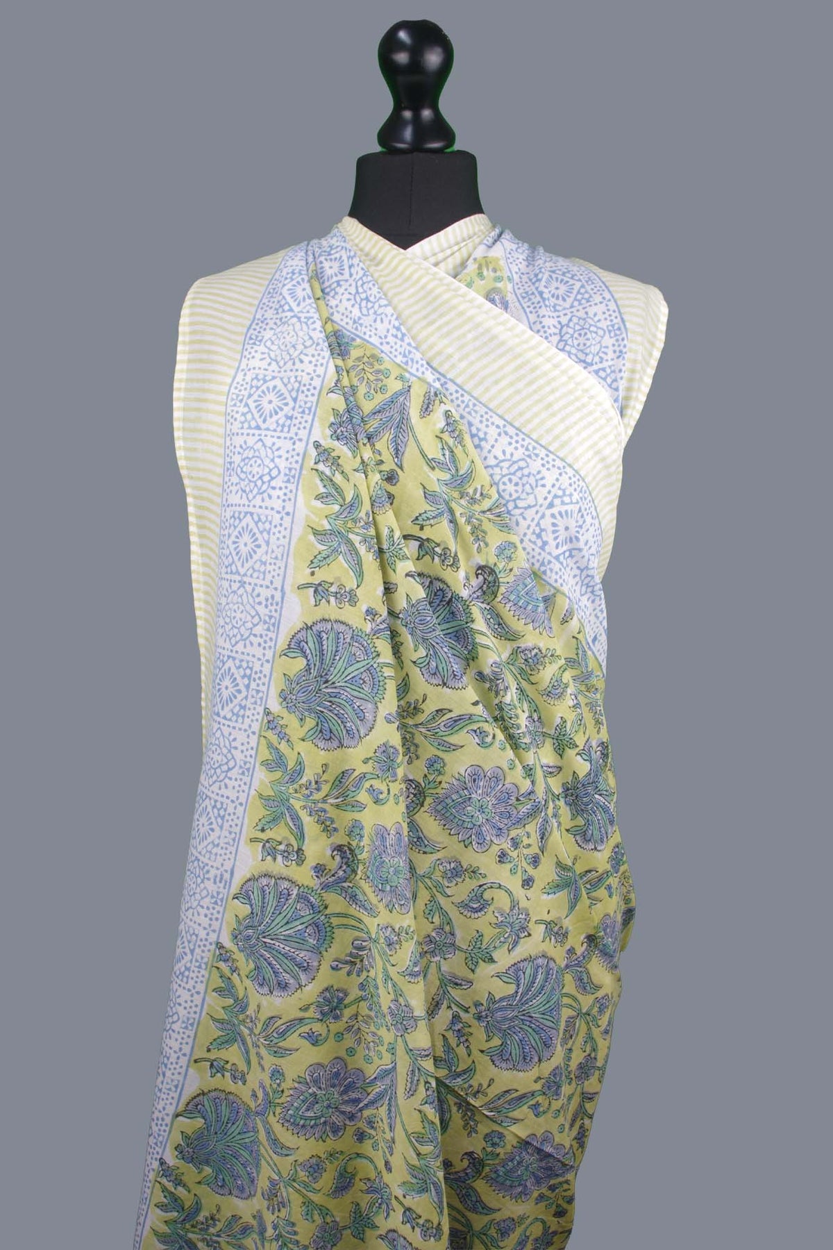 Beach  Coverup Sarong Pareo - Lime Sky Floral