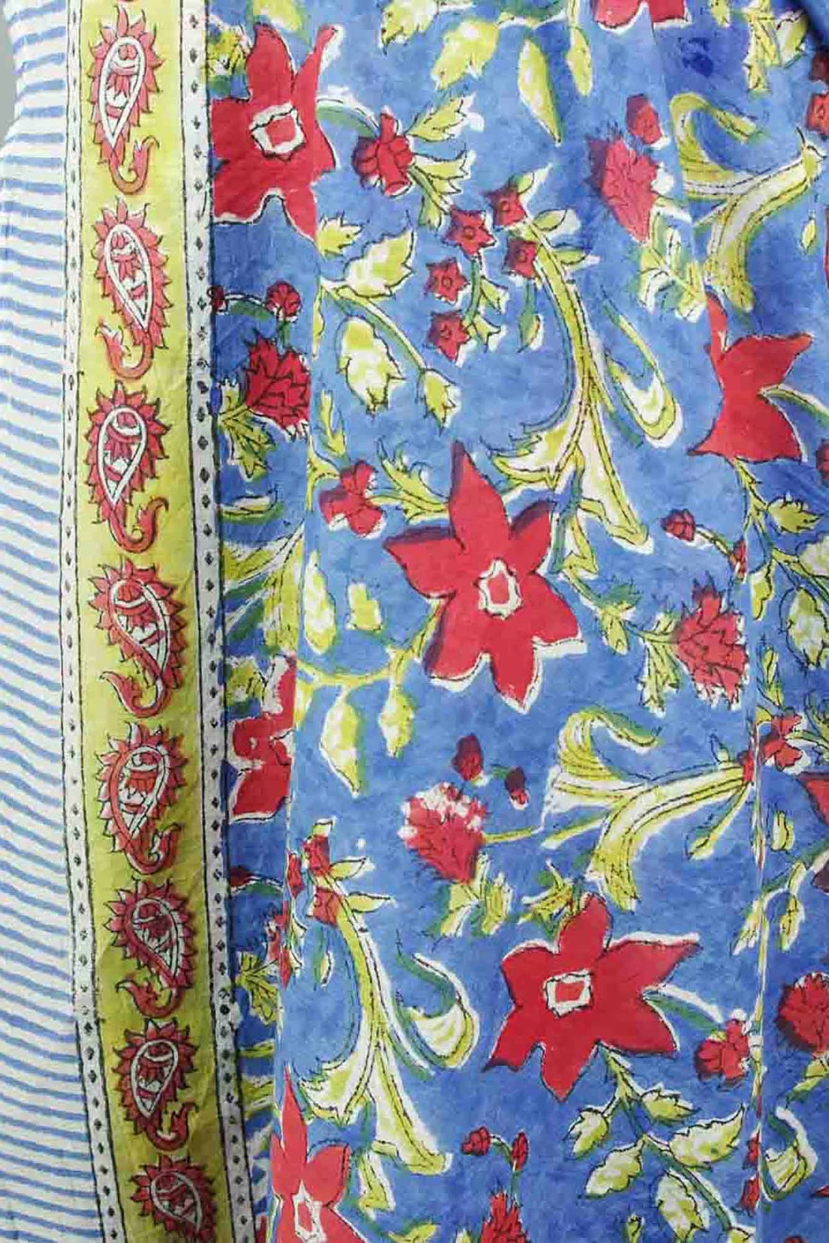 Beach Coverup Sarong Pareo - Red Lily Blossom