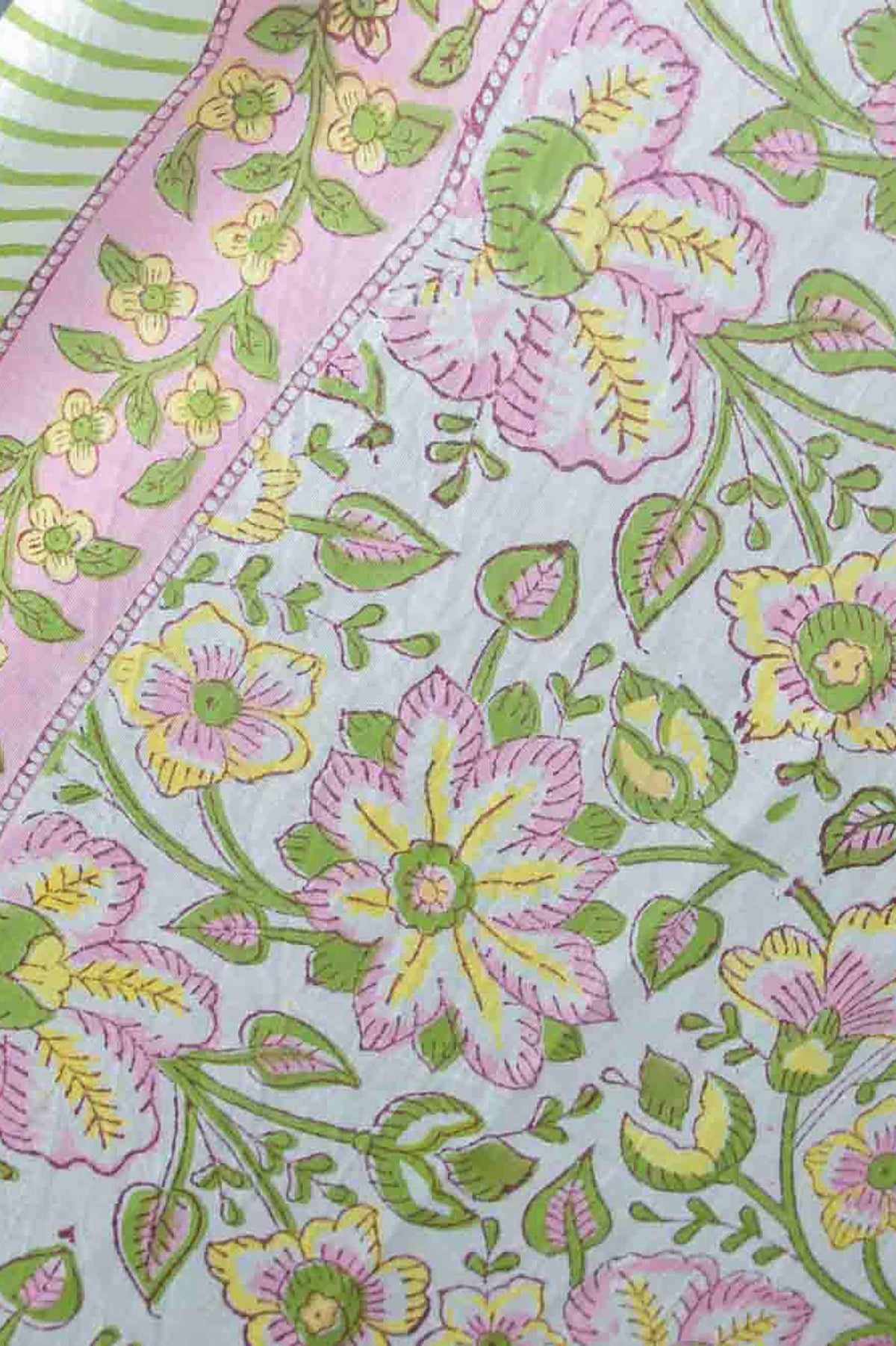 Beach Coverup Sarong Pareo - Green & Yellow Blossoms