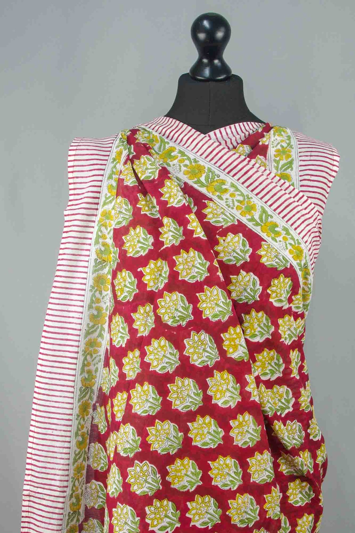 Beach Coverup Sarong Pareo - Yellow Bouquet On Wine Red