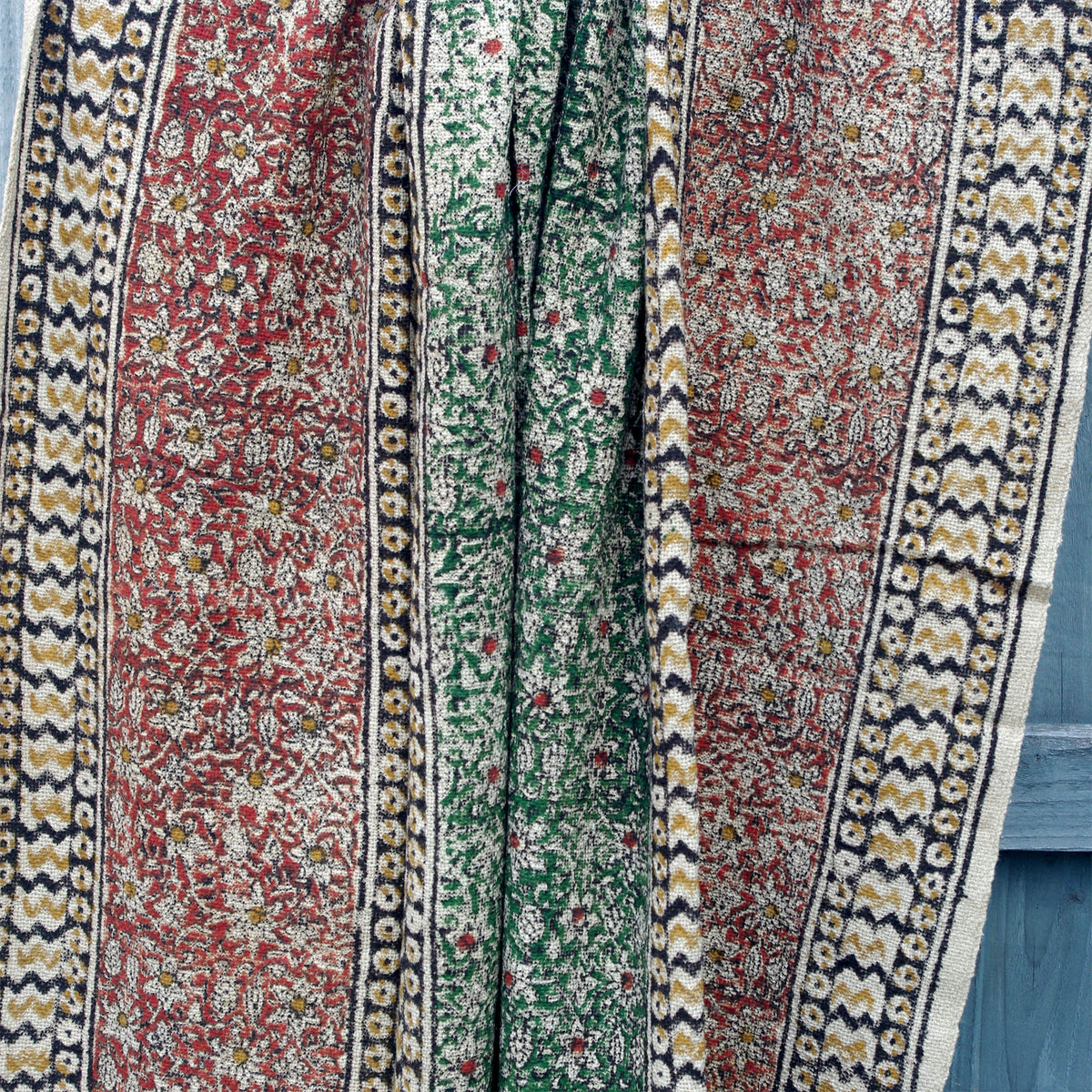 Handgewebter Schlamm-Stoff-Block bedruckter Baumwoll-Sofaüberwurf mit Quasten - Blau-Beige-Blumenmuster