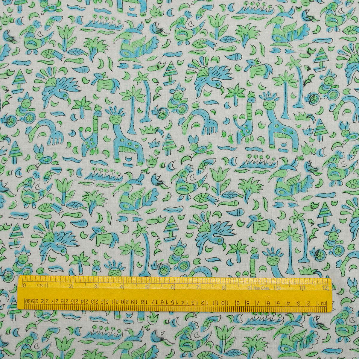 Animal Safari Green Blue Pattern 100 % Cotton Fabric Design 167