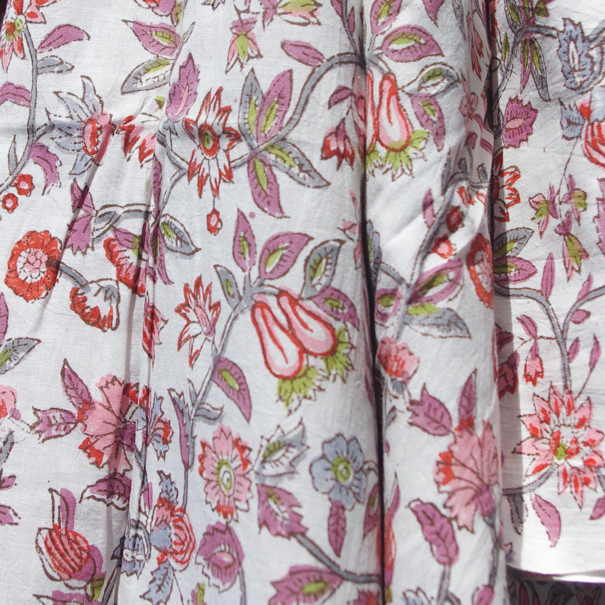 Indian Hand Block Print Country Wild Garden On White 100% Cotton Fabric Design 361
