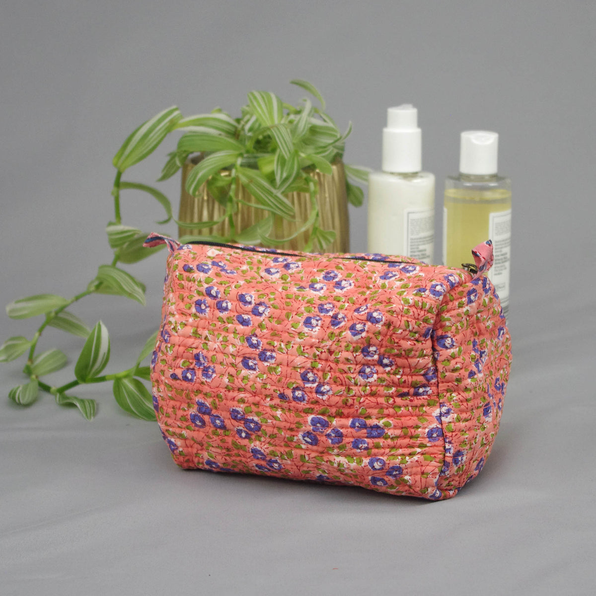 Gesteppte Kulturtasche mit Blockdruck - Ditsy Floral