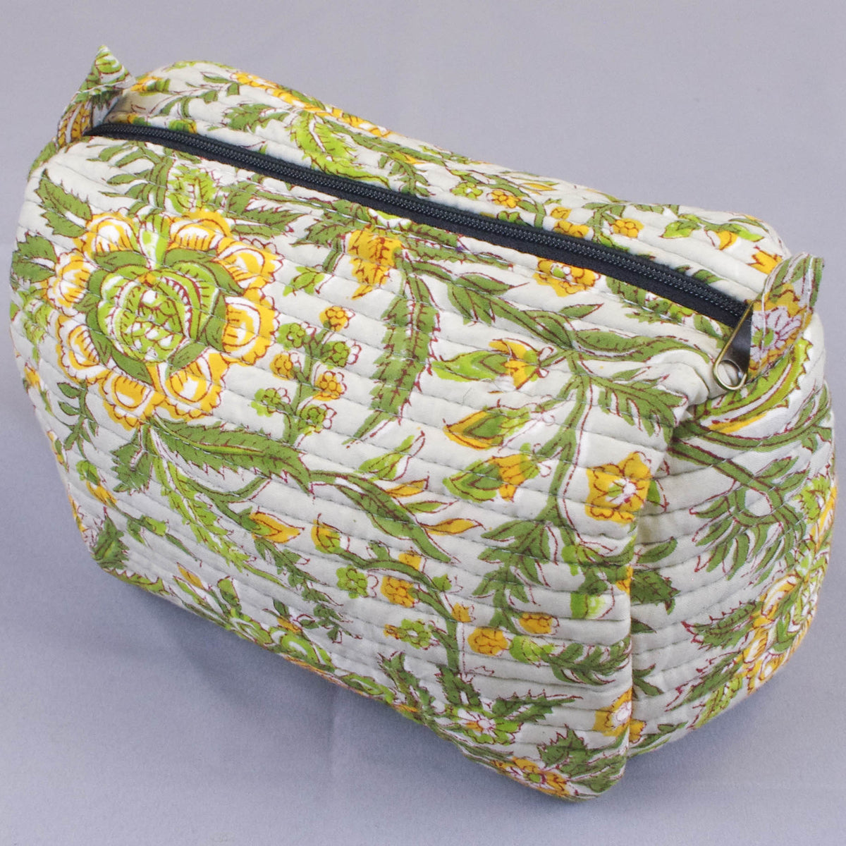 Gesteppte Kulturtasche mit Blockdruck - Grün, Gelb, Blumenmuster