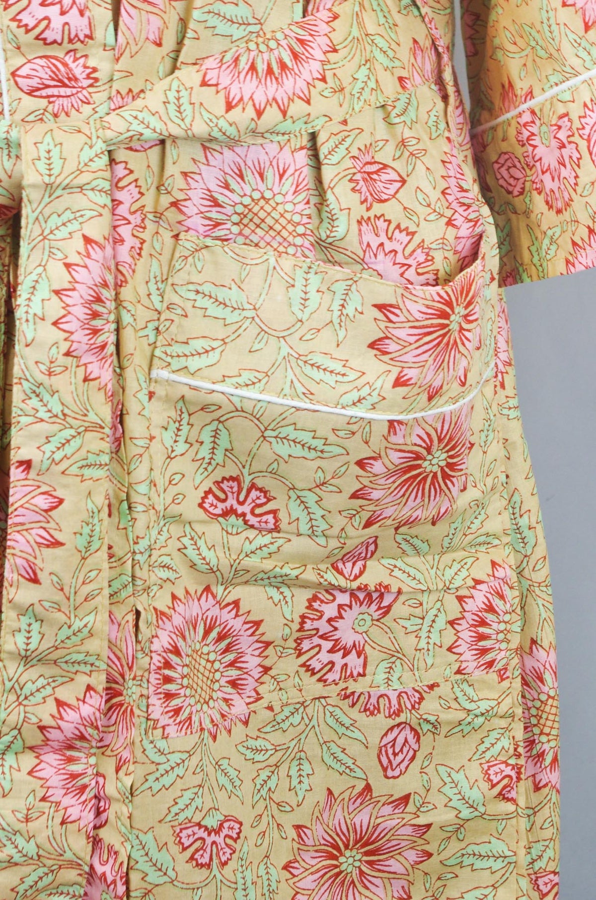 Pink Sunflowers On Beige Base Cotton Kimono Dressing Gown