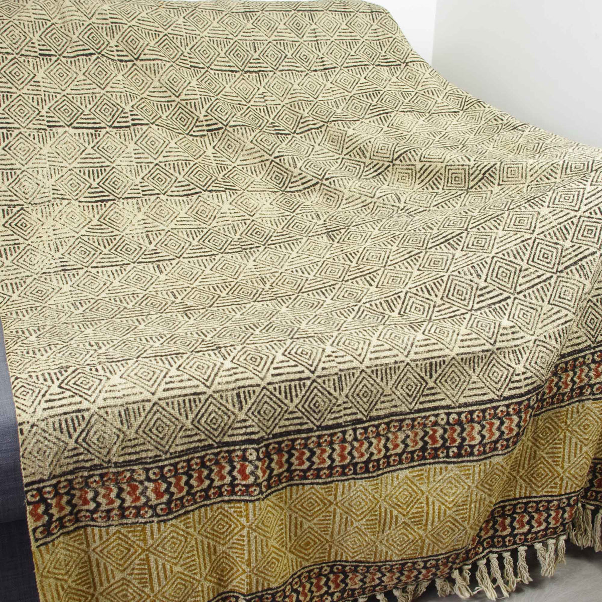 Handloom Mud Cloth Block Printed Cotton Sofa Throw With Tassels -Diamond Pattern